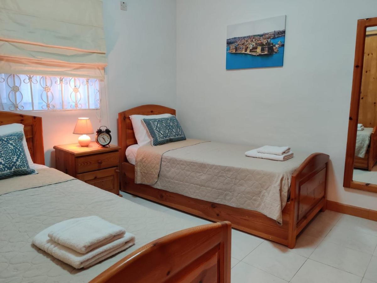 In The Heart Of Bugibba Apartment St. Paul's Bay Exterior photo